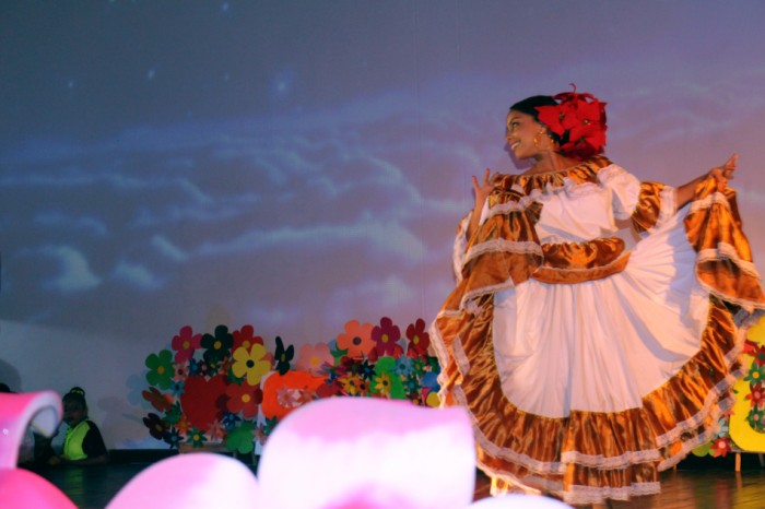 Adrian Cardona Hincapie y Juliana Jaramillo Moreno, bailarines que representaran a San Luis en el Festival Internacional de danza México 2018, en la ciudad de Toluca
