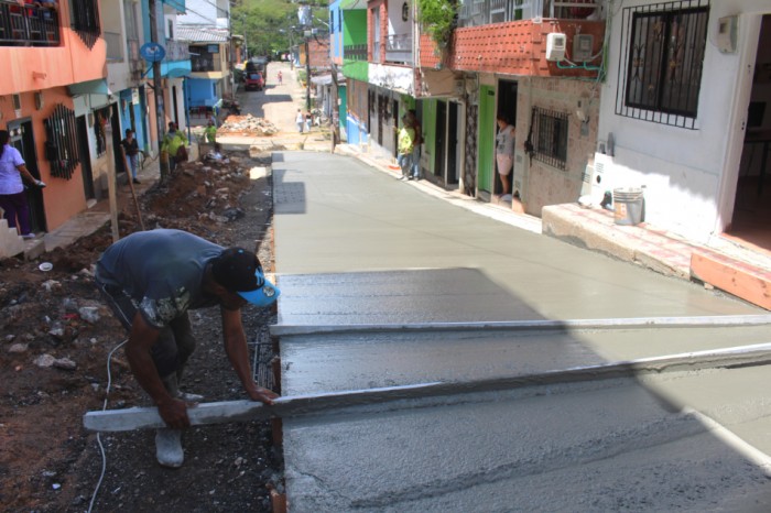 Iniciando la pavimentación