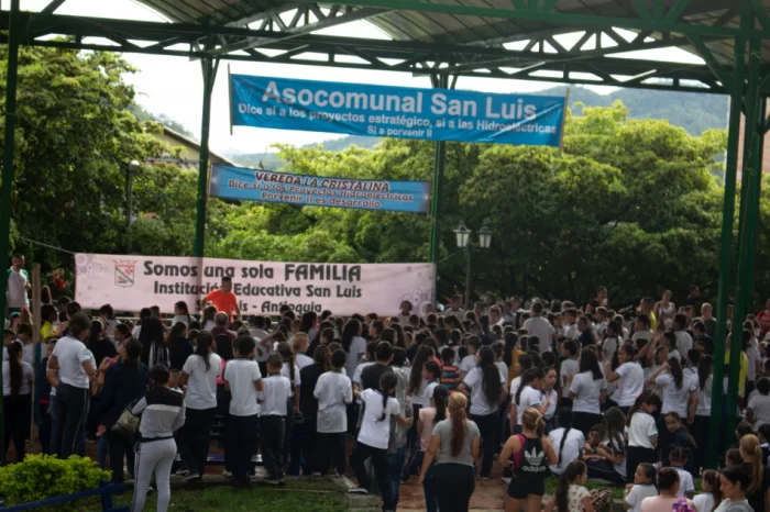 rumba zumba dirigida por Reinel santamaria "pampaina"
