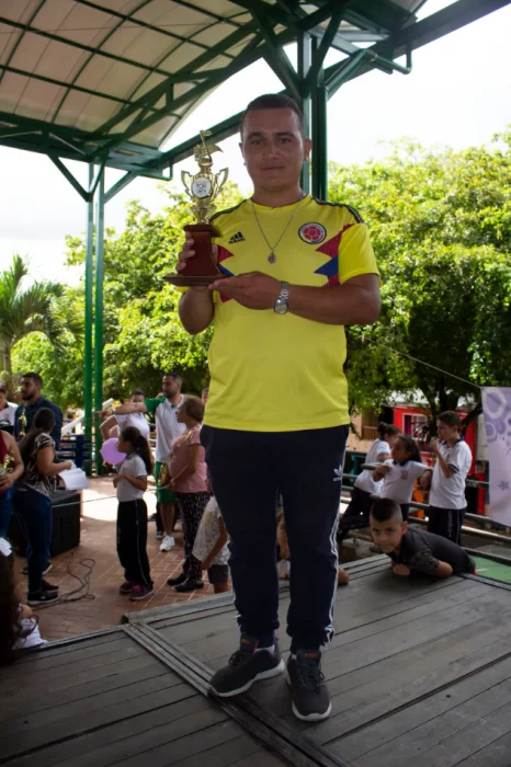 Ganador del festival de la canción, categoría "Expertos"