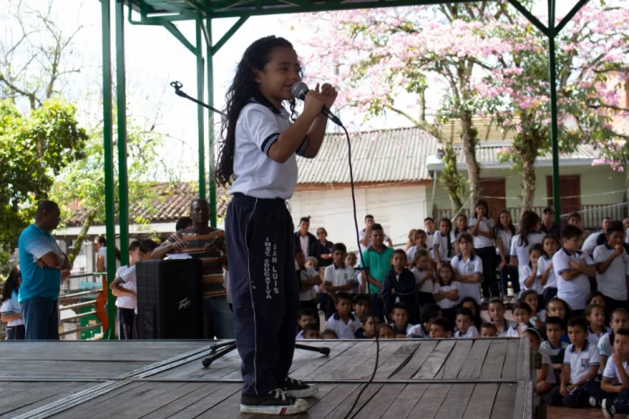 Participante del Festival de la canción, "Mariangel loaiza"