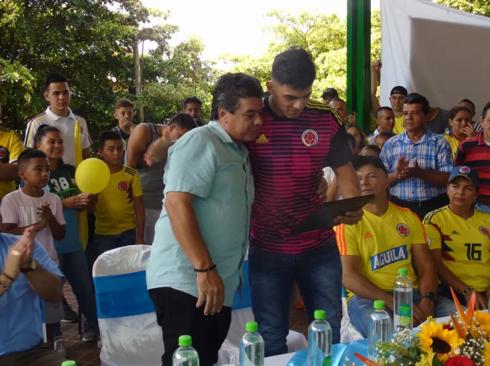 Un merecido reconocimiento para agregar a los que ya tiene y los muchos otros que vendrán.